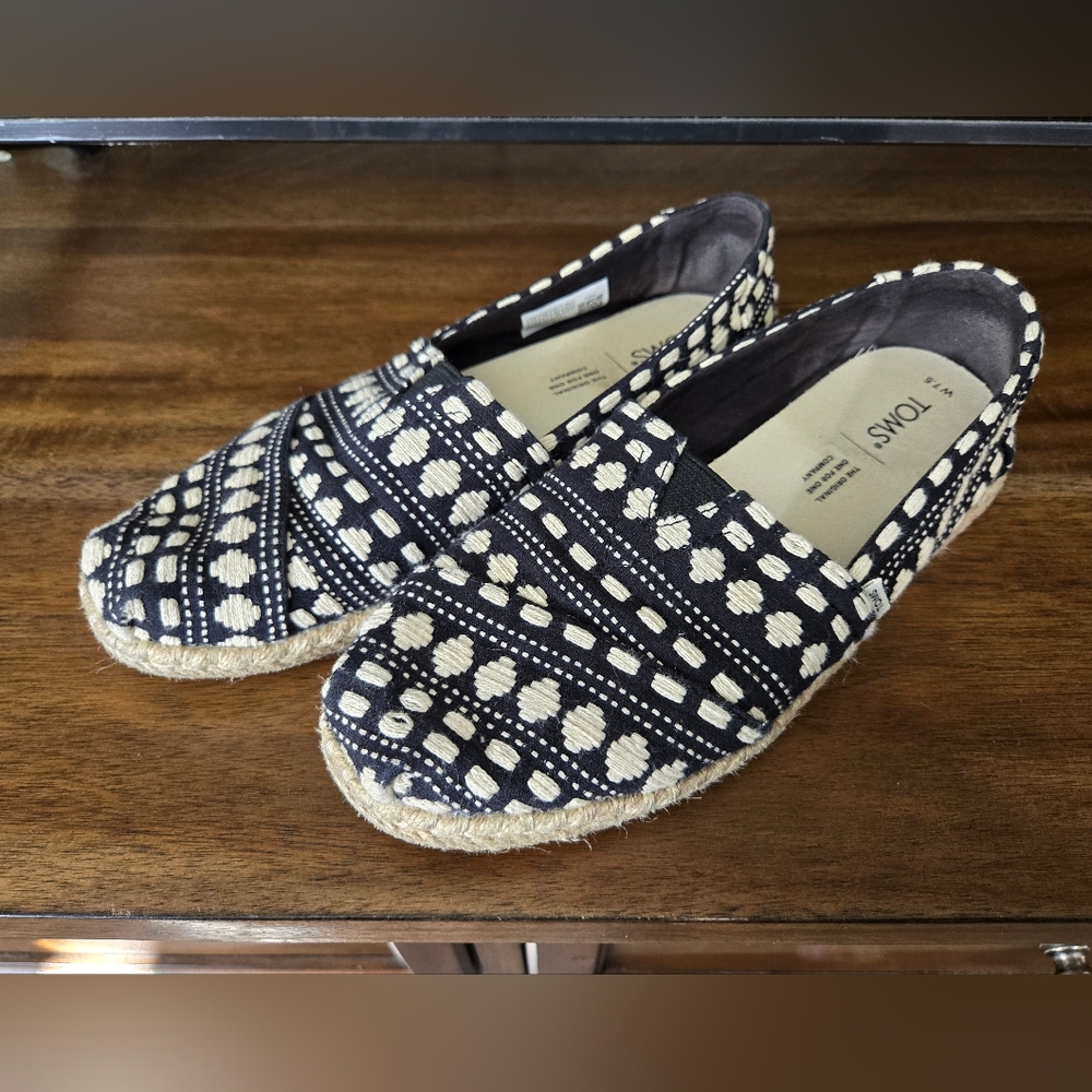 TOMS Espadrille Alpargatta Rope Slip on shoes